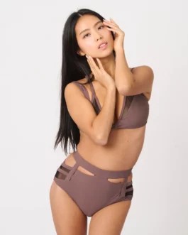 Shorty Charlotte – Mahogany
